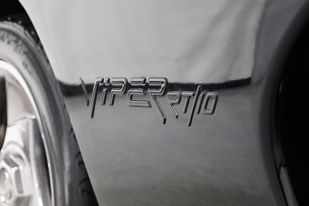 Thumbnail: 1994 Dodge Viper - 36