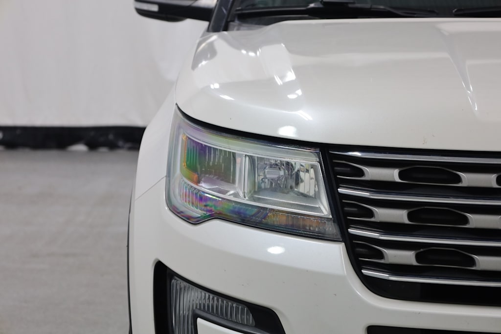 Thumbnail: 2017 Ford Explorer - 25