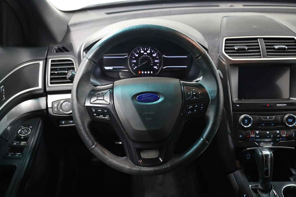 Thumbnail: 2017 Ford Explorer - 14