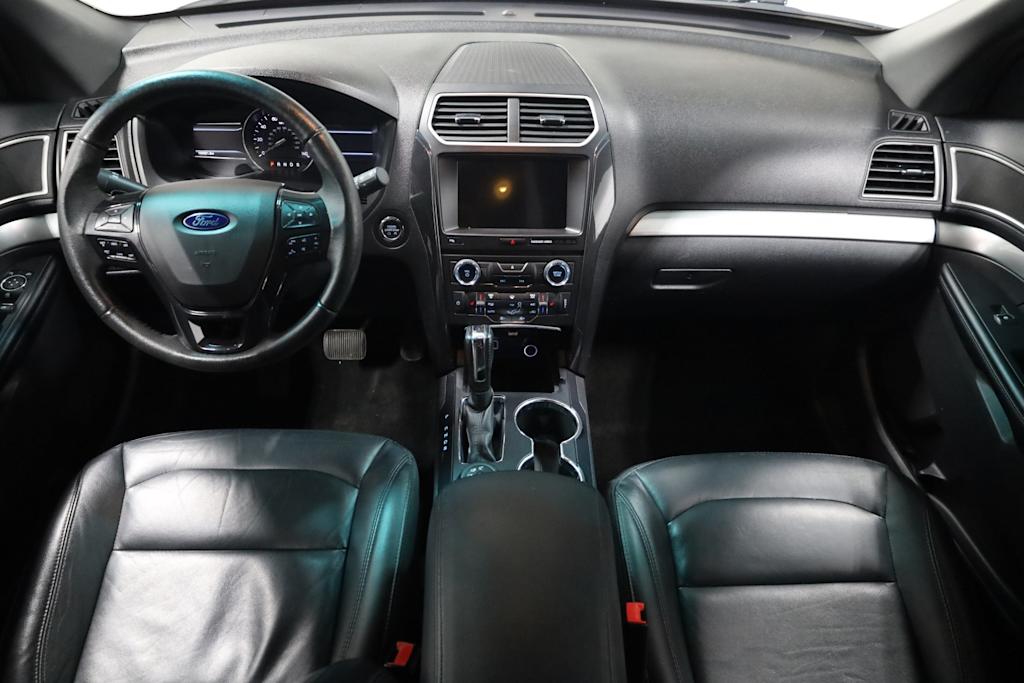 Thumbnail: 2017 Ford Explorer - 15