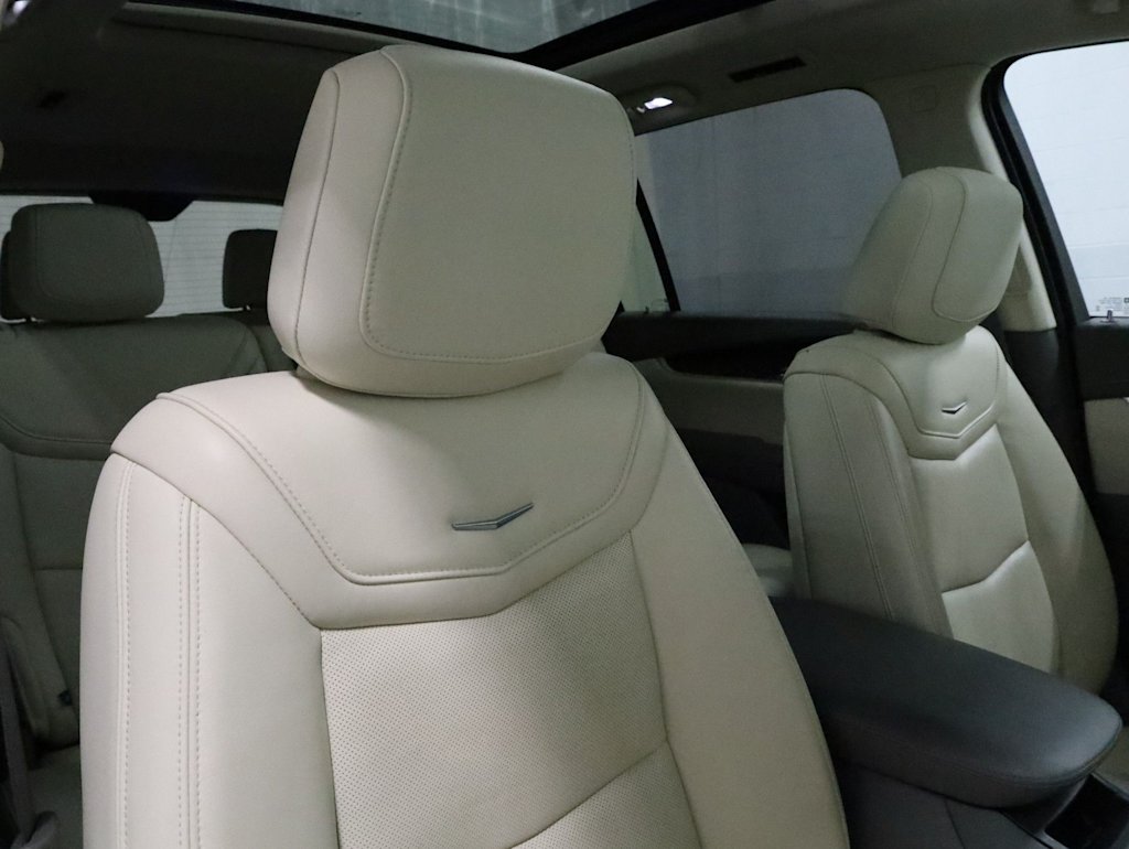 Thumbnail: 2020 Cadillac XT6 - 30