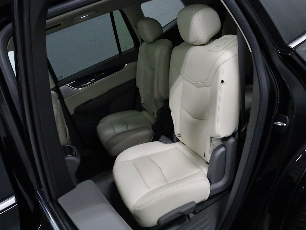 Thumbnail: 2020 Cadillac XT6 - 13