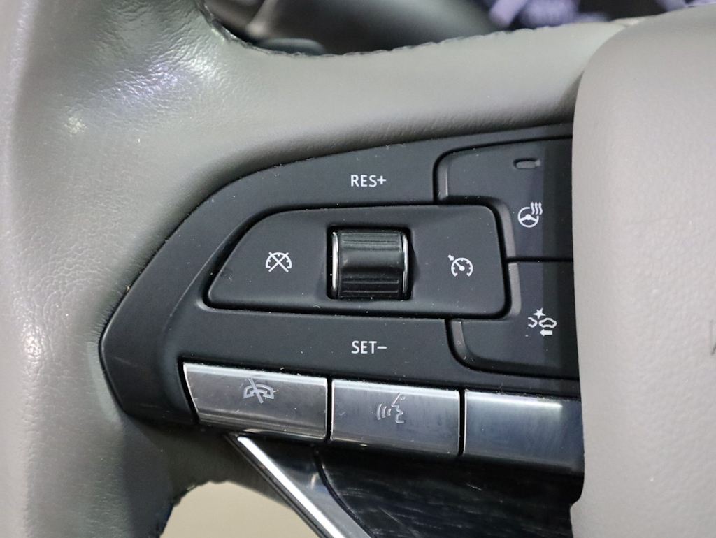 Thumbnail: 2020 Cadillac XT6 - 31