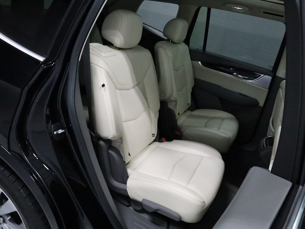 Thumbnail: 2020 Cadillac XT6 - 38