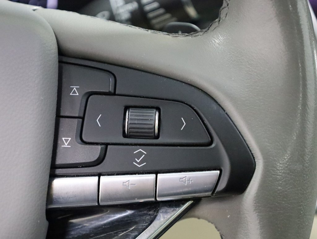 Thumbnail: 2020 Cadillac XT6 - 32