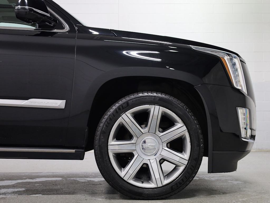 Thumbnail: 2016 Cadillac Escalade - 8