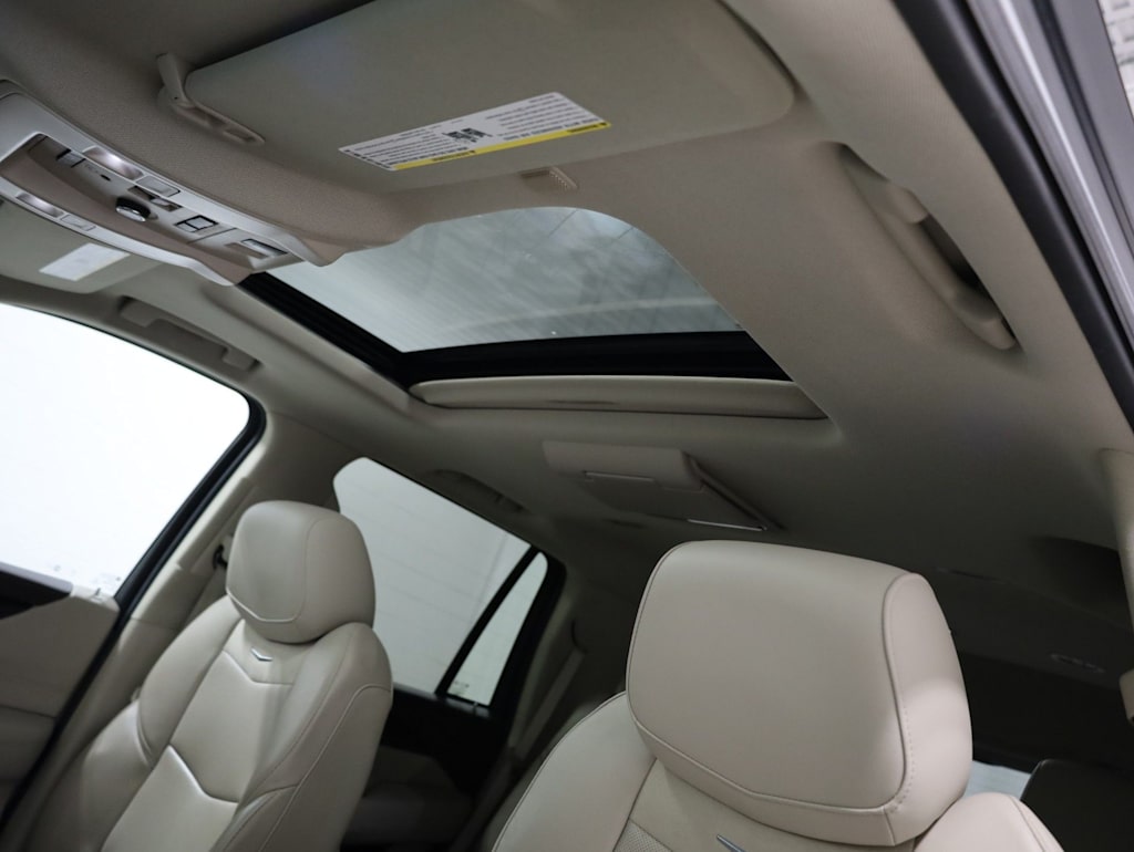 Thumbnail: 2016 Cadillac Escalade - 28