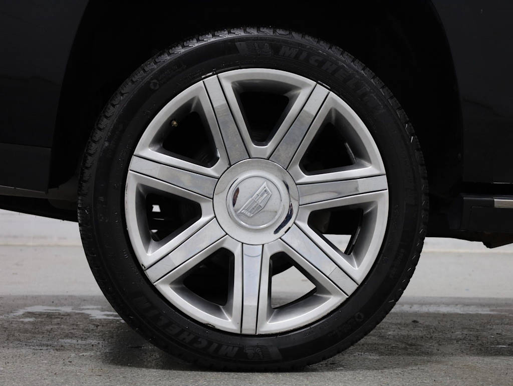 Thumbnail: 2016 Cadillac Escalade - 40