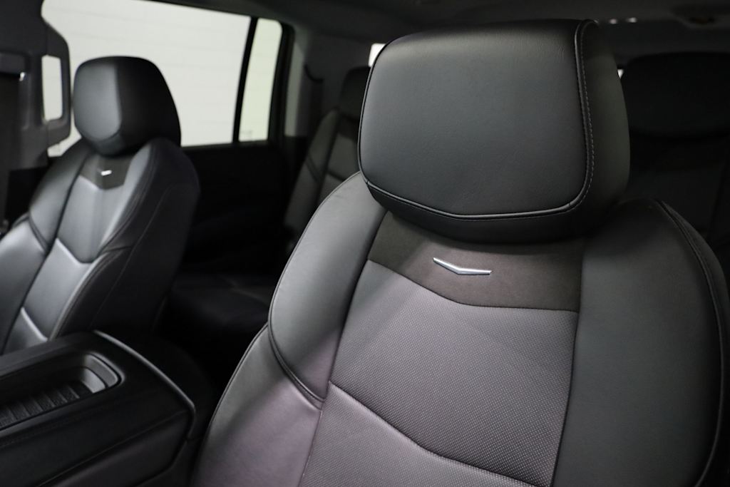 Thumbnail: 2018 Cadillac Escalade - 12