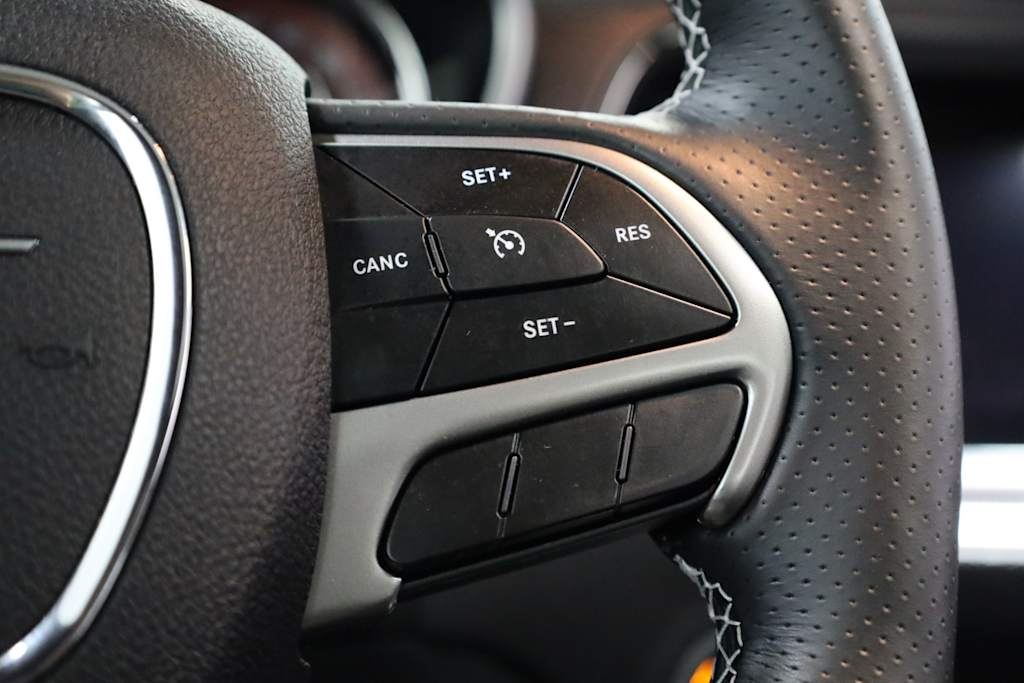 Thumbnail: 2018 Dodge Challenger - 31