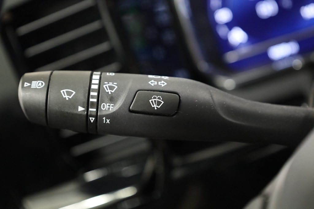 Thumbnail: 2024 Chevrolet Silverado 1500 - 32