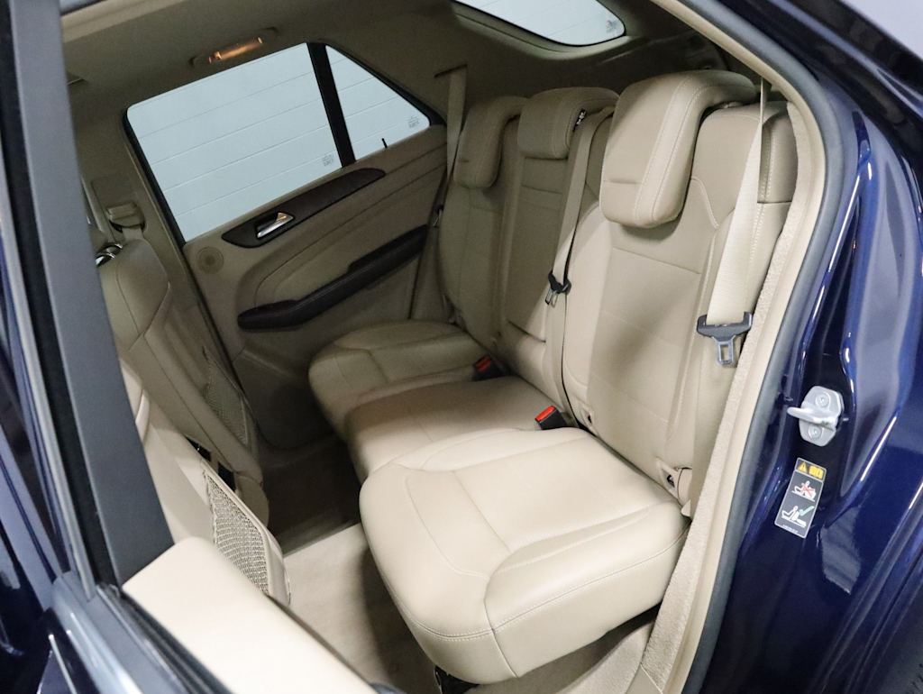 Thumbnail: 2013 Mercedes-Benz M-Class - 12