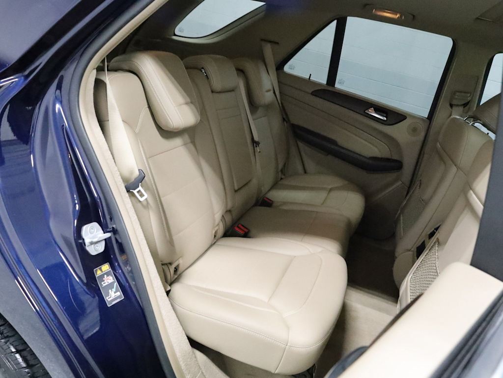 Thumbnail: 2013 Mercedes-Benz M-Class - 36