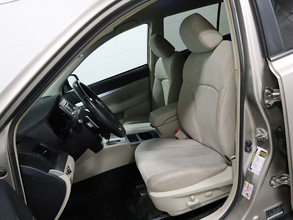Thumbnail: 2014 Subaru Outback - 10