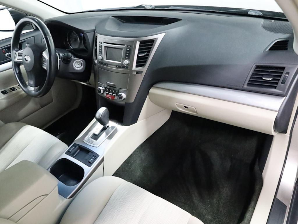 Thumbnail: 2014 Subaru Outback - 9