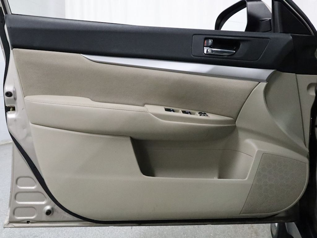 Thumbnail: 2014 Subaru Outback - 27