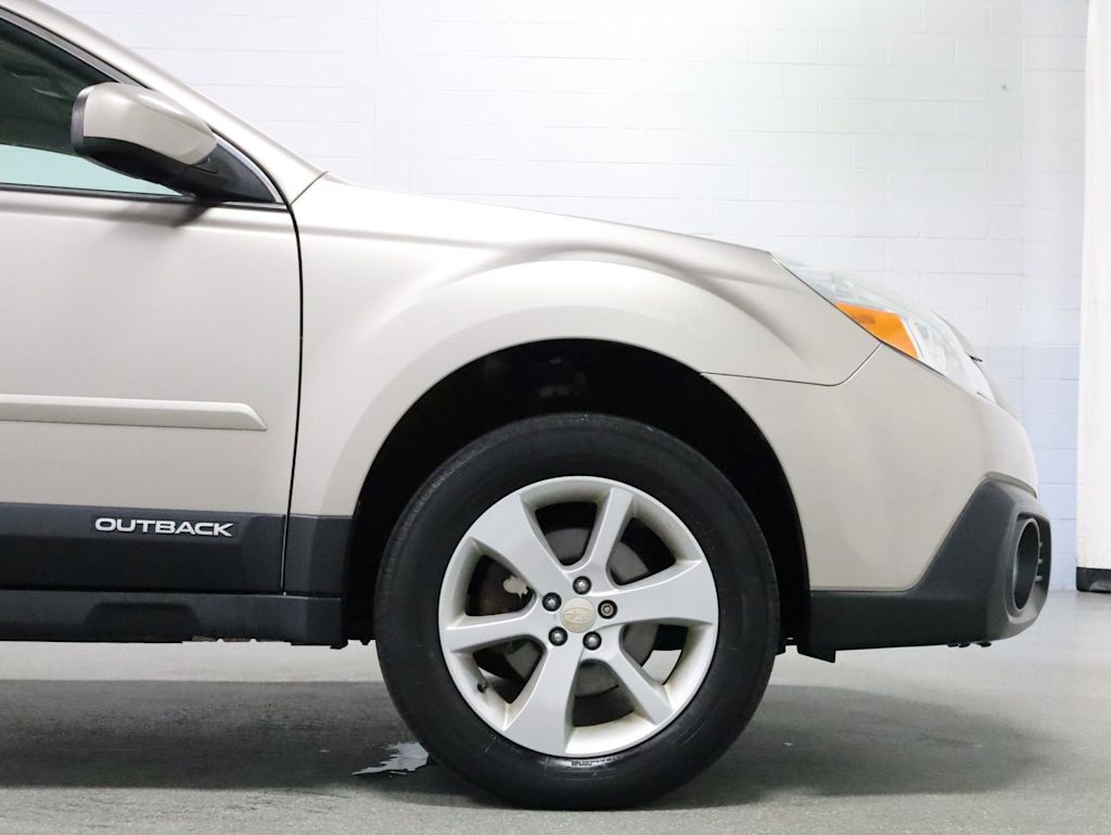 Thumbnail: 2014 Subaru Outback - 7
