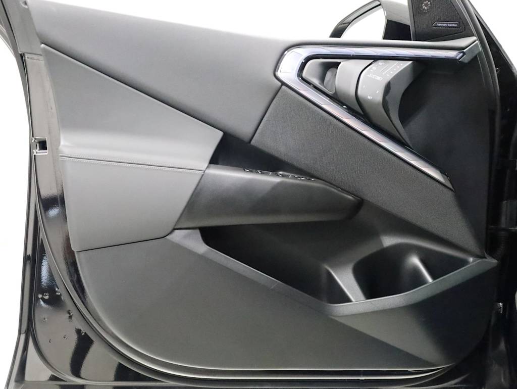 Thumbnail: 2025 BMW X3 - 27