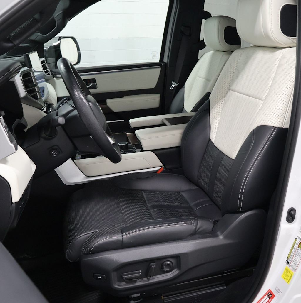Thumbnail: 2024 Toyota Sequoia - 10