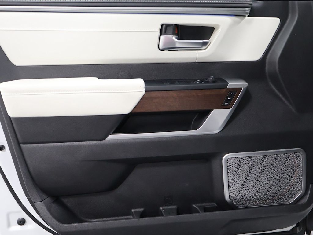 Thumbnail: 2024 Toyota Sequoia - 24