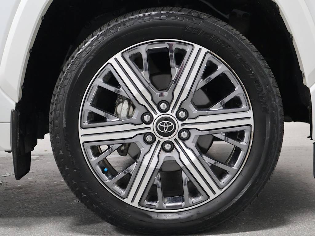 Thumbnail: 2024 Toyota Sequoia - 22