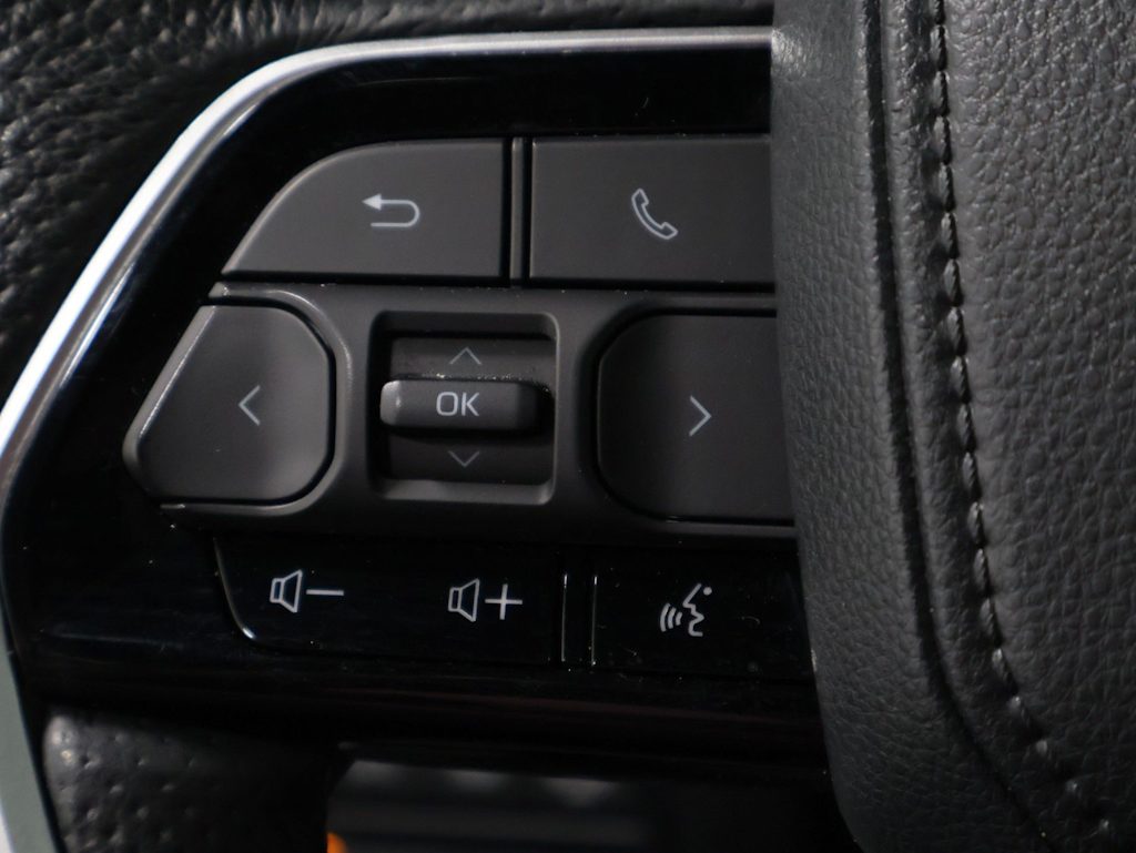 Thumbnail: 2024 Toyota Sequoia - 27