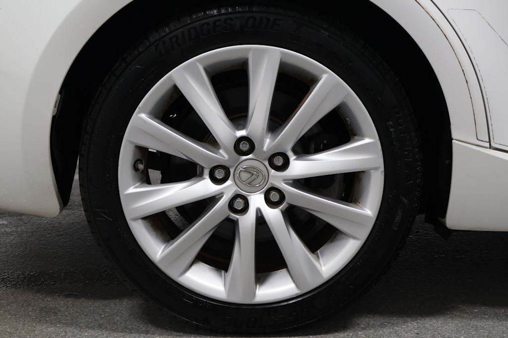 Thumbnail: 2016 Lexus IS - 38