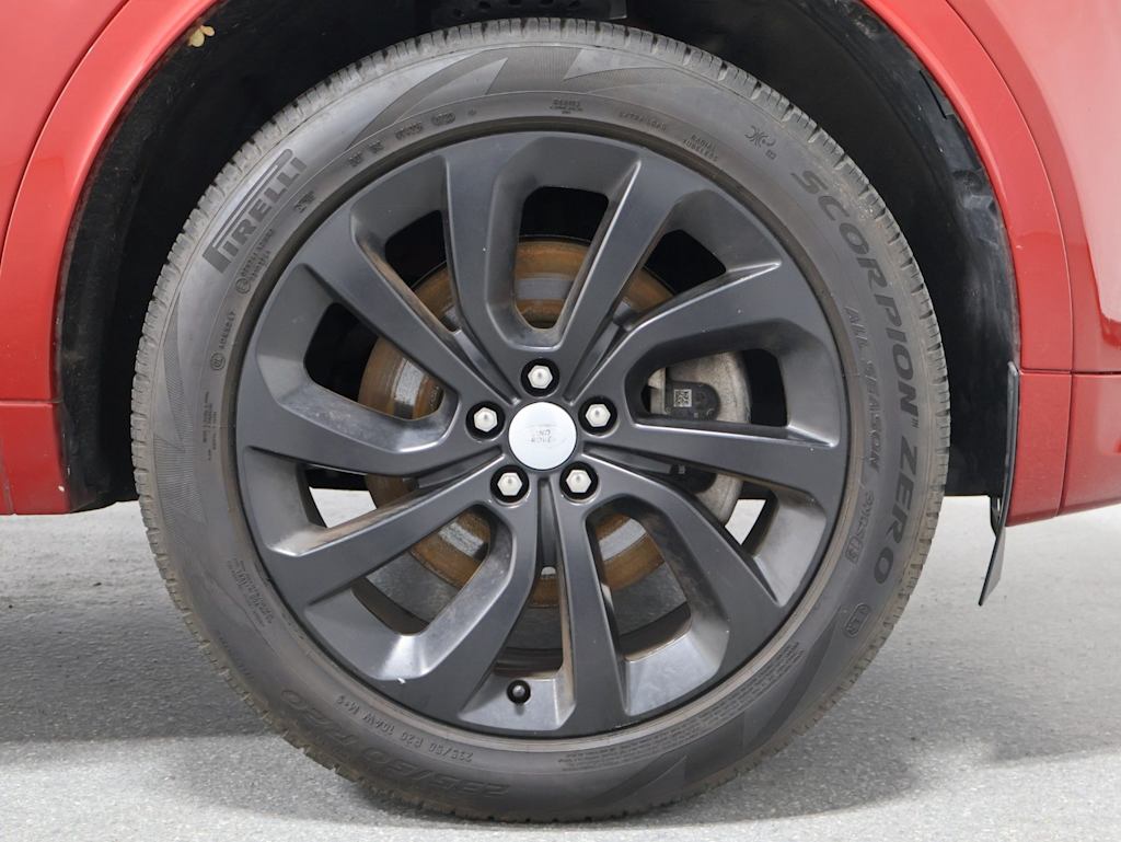 Thumbnail: 2022 Land Rover Discovery Sport - 23