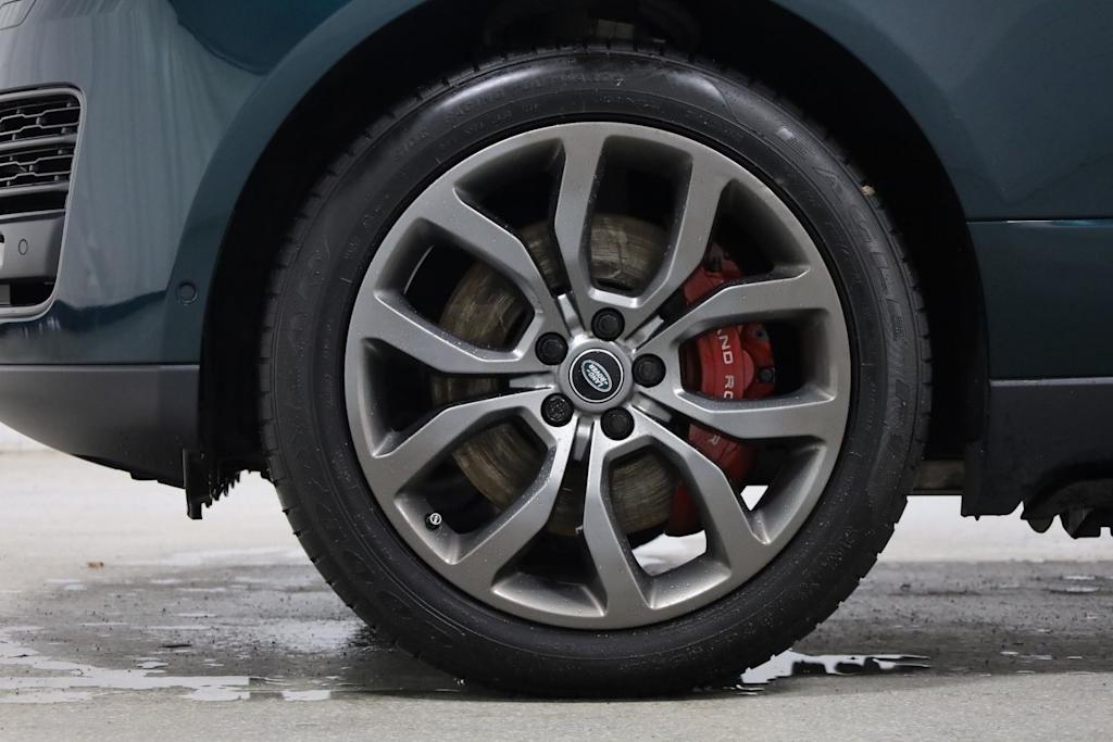 Thumbnail: 2019 Land Rover Range Rover - 41