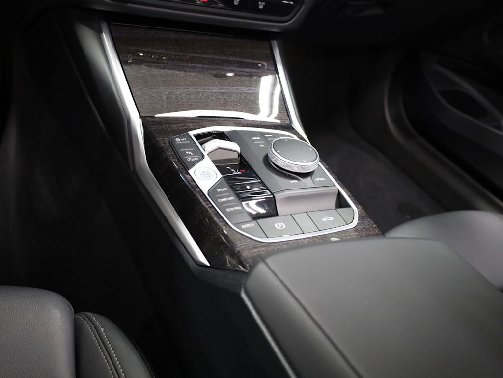 Thumbnail: 2024 BMW 4 Series - 17