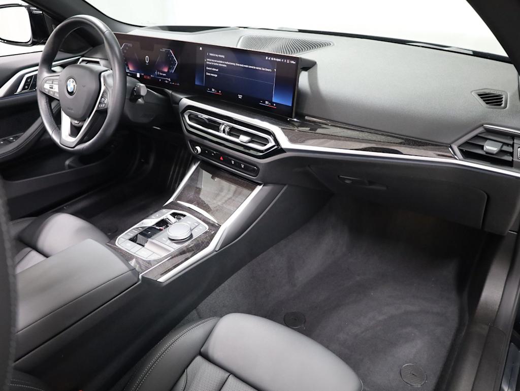 Thumbnail: 2024 BMW 4 Series - 10