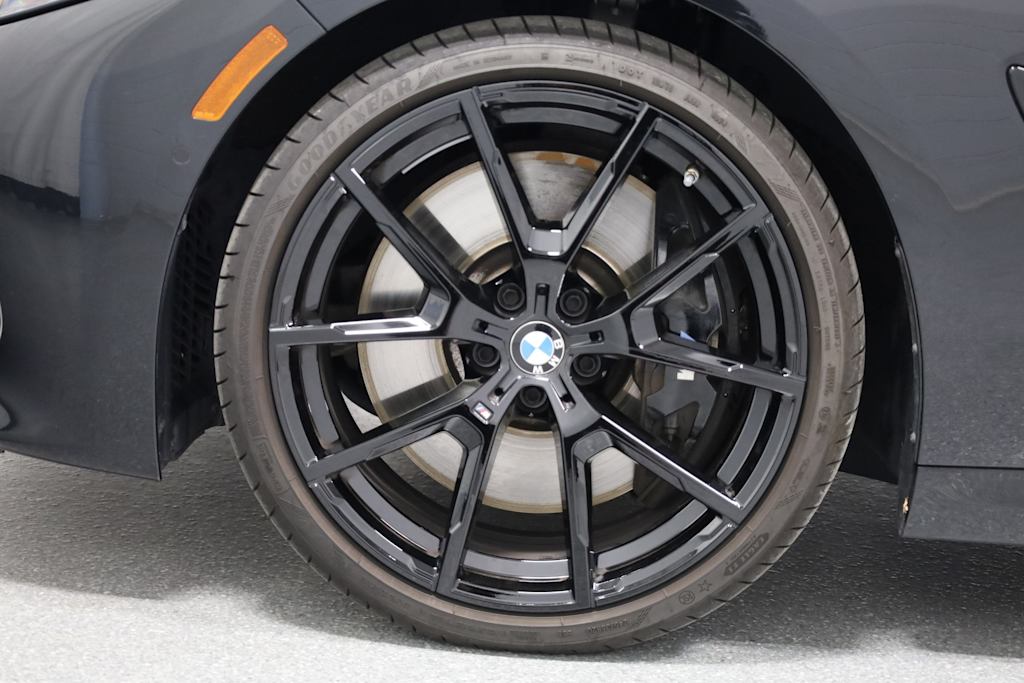 Thumbnail: 2024 BMW 8 Series - 39