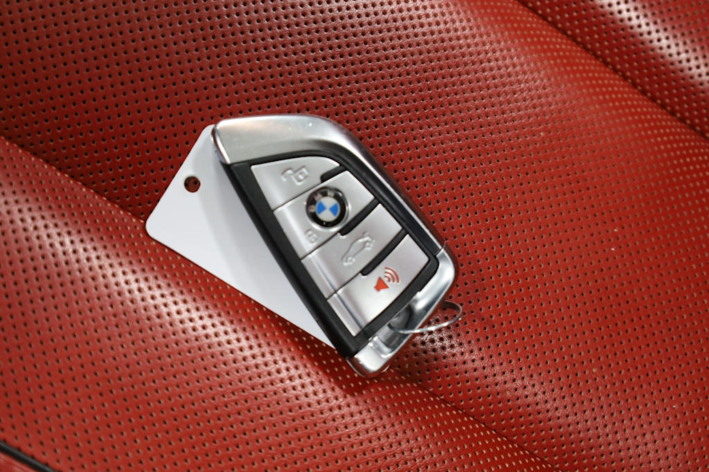 Thumbnail: 2024 BMW 8 Series - 19