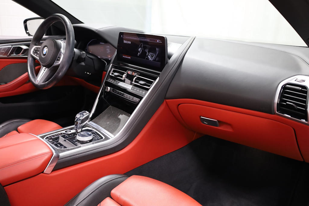 Thumbnail: 2024 BMW 8 Series - 10