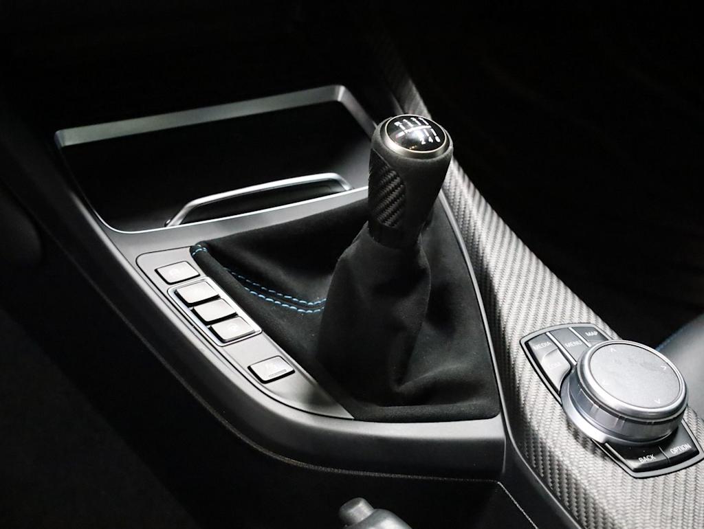 Thumbnail: 2019 BMW M2 - 30