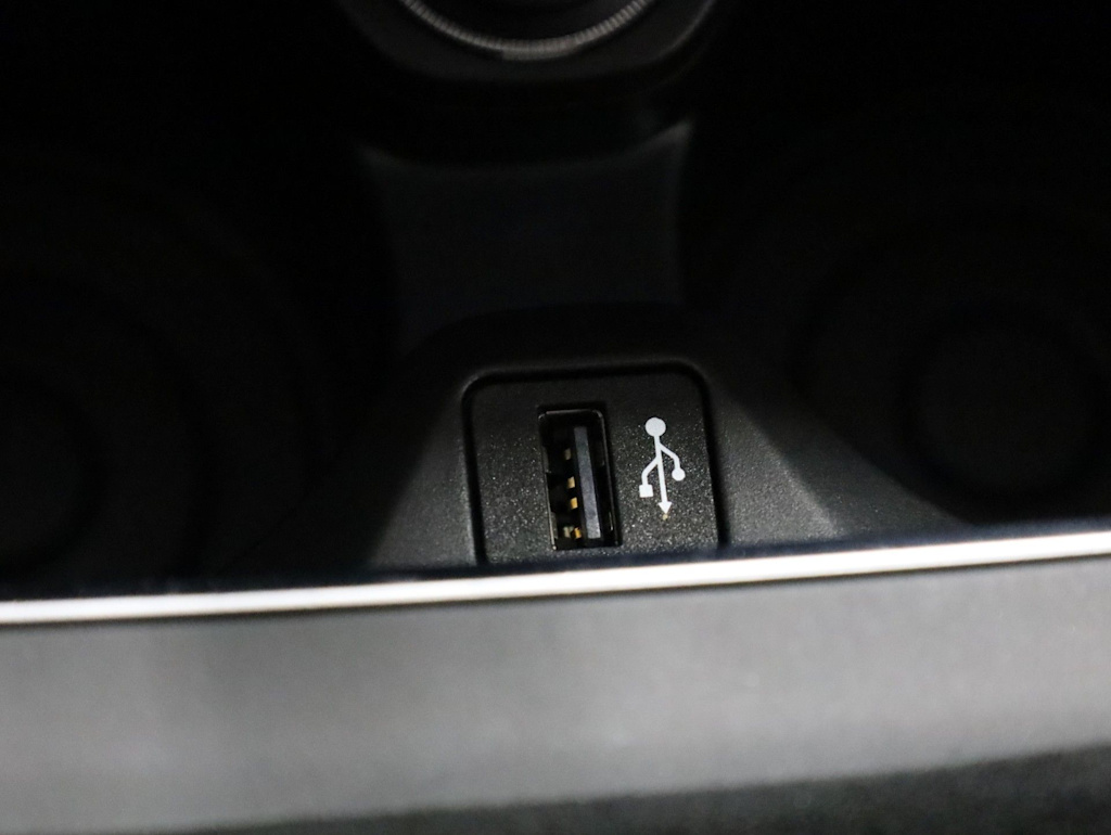Thumbnail: 2019 BMW M2 - 36