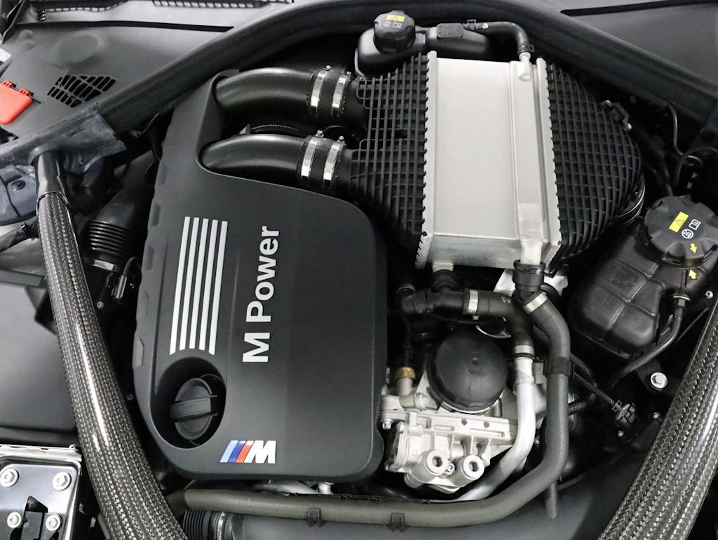 Thumbnail: 2019 BMW M2 - 8