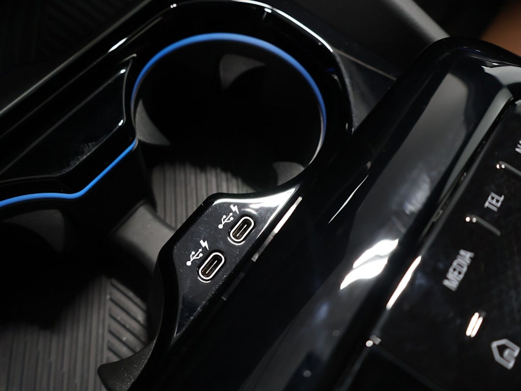 Thumbnail: 2025 BMW i5 - 37