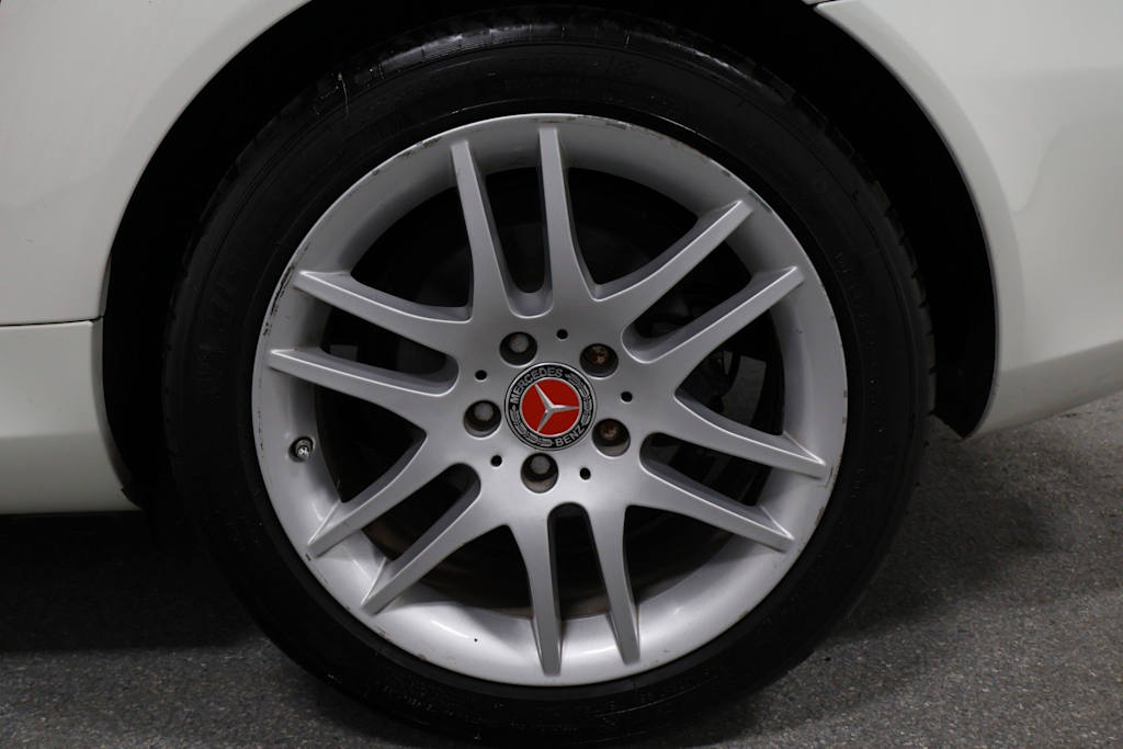 Thumbnail: 2009 Mercedes-Benz SLK - 30