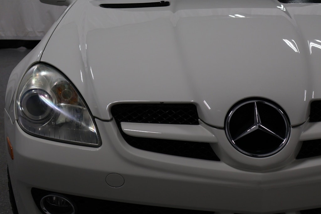 Thumbnail: 2009 Mercedes-Benz SLK - 22