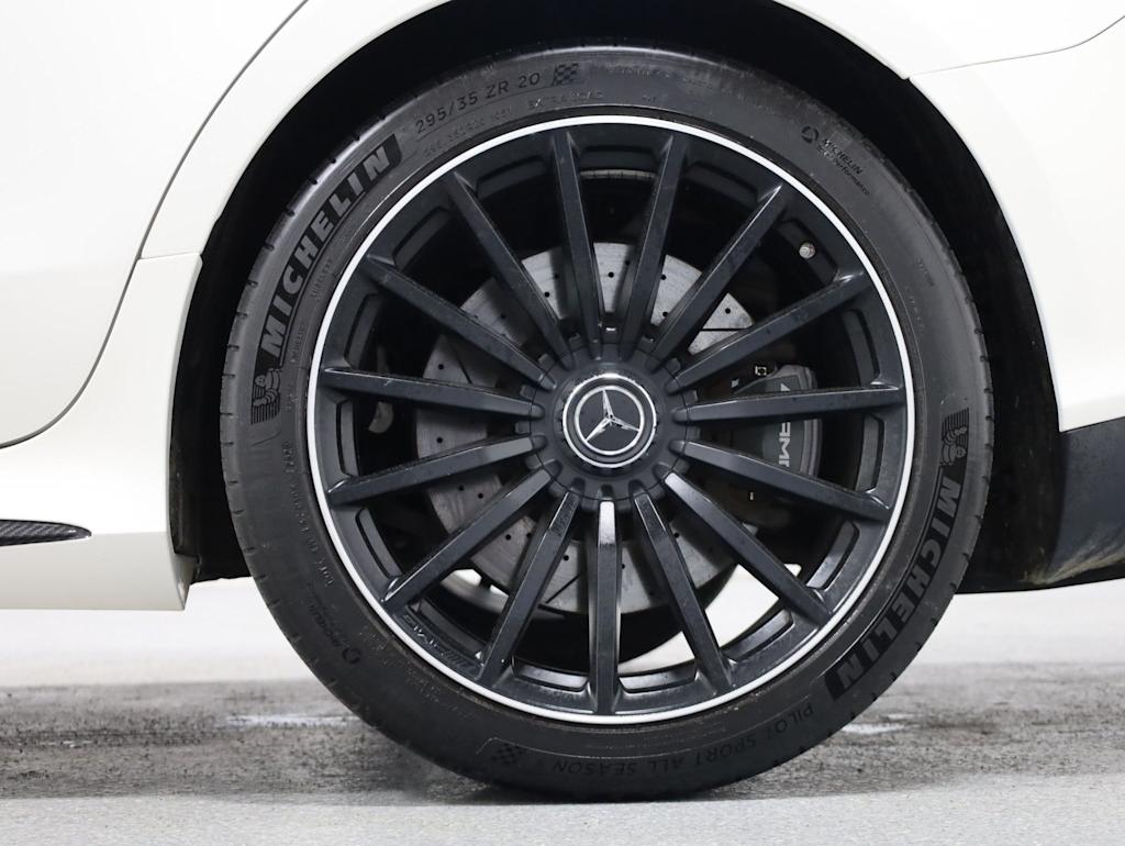 Thumbnail: 2020 Mercedes-Benz AMG GT - 40