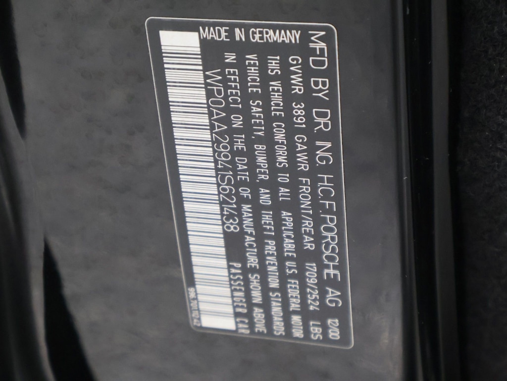 Thumbnail: 2001 Porsche 911 - 20