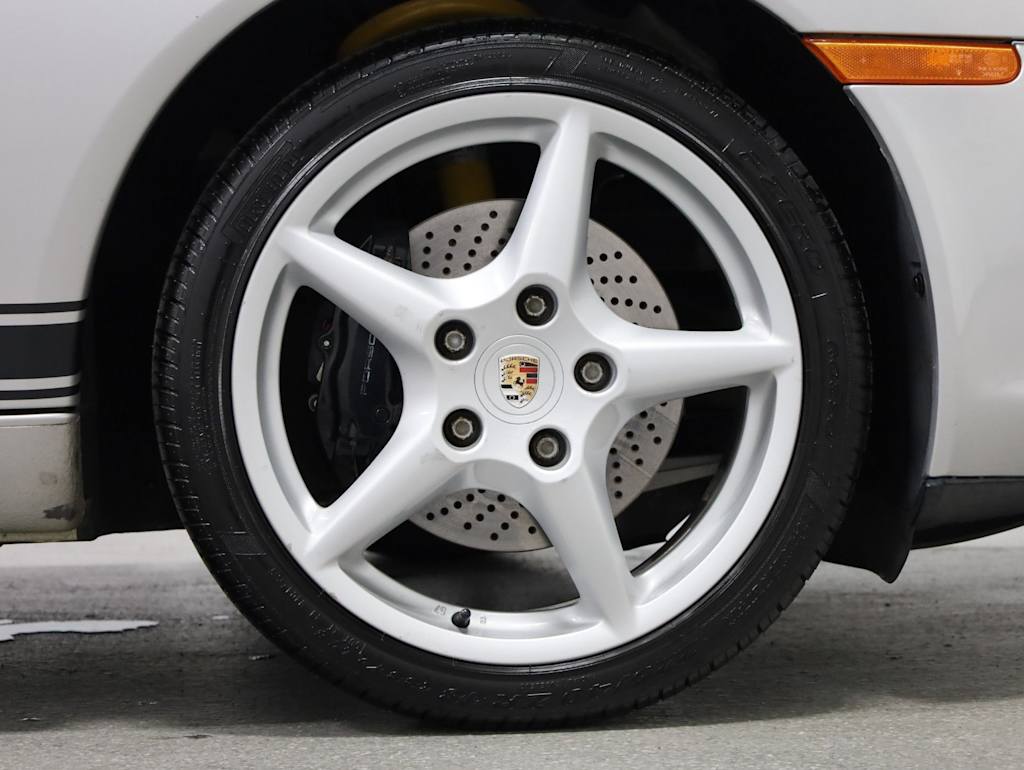 Thumbnail: 2003 Porsche 911 - 22