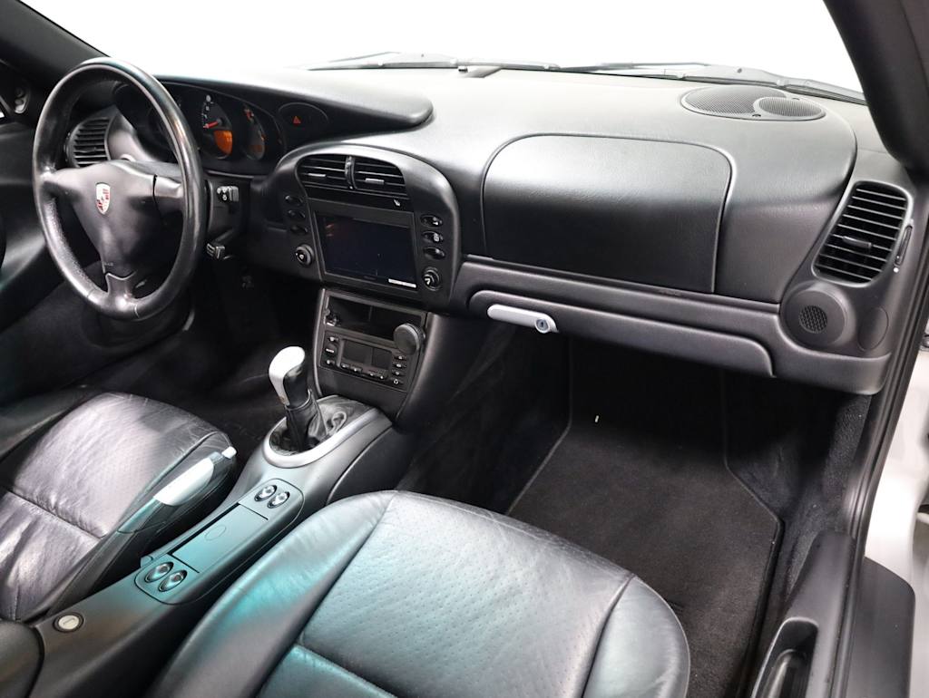 Thumbnail: 2003 Porsche 911 - 10