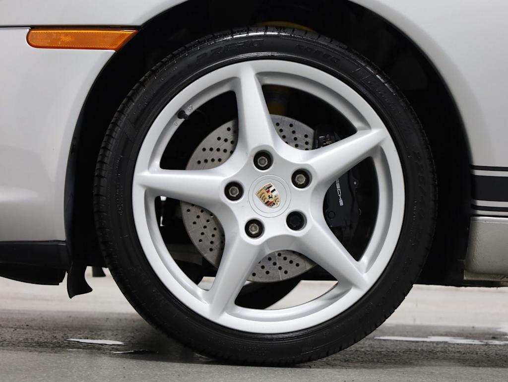 Thumbnail: 2003 Porsche 911 - 37