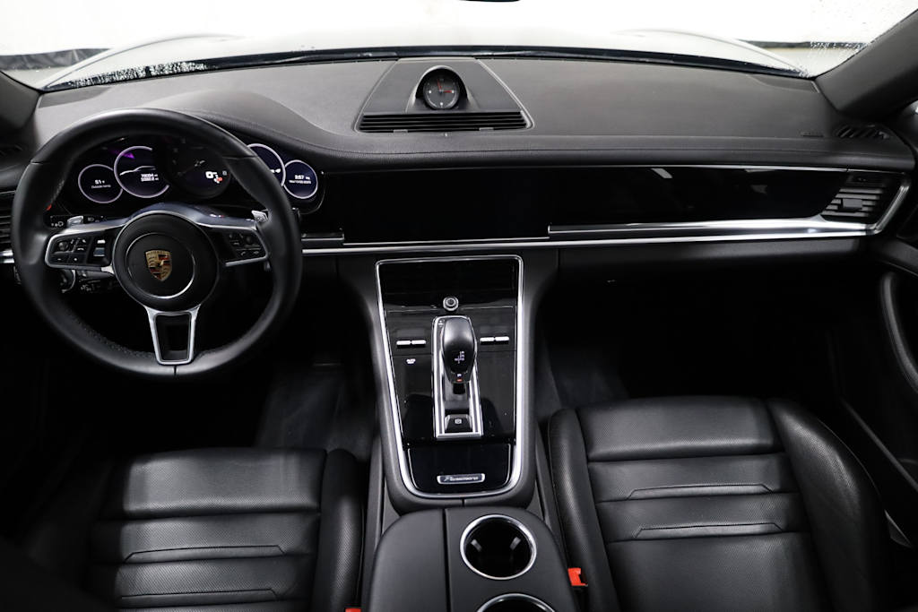 Thumbnail: 2018 Porsche Panamera - 13
