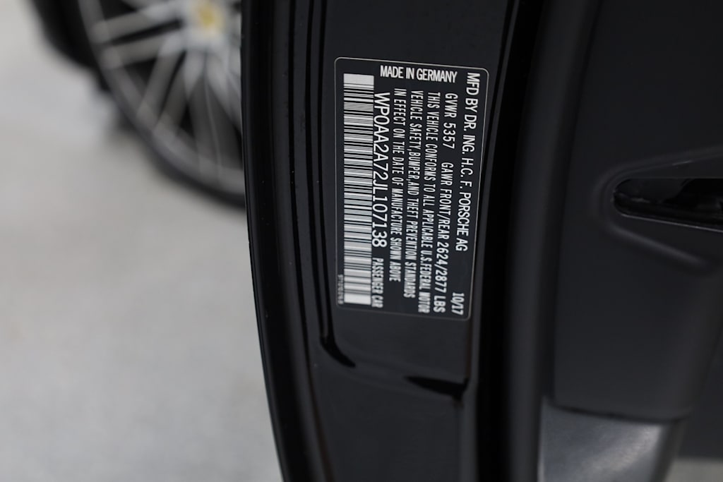 Thumbnail: 2018 Porsche Panamera - 20