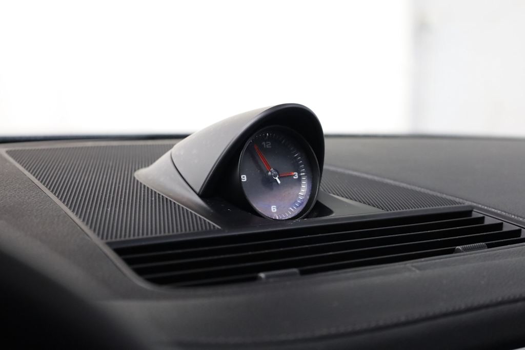 Thumbnail: 2018 Porsche Panamera - 28