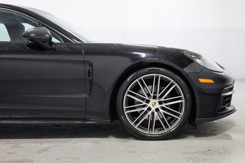 Thumbnail: 2018 Porsche Panamera - 8