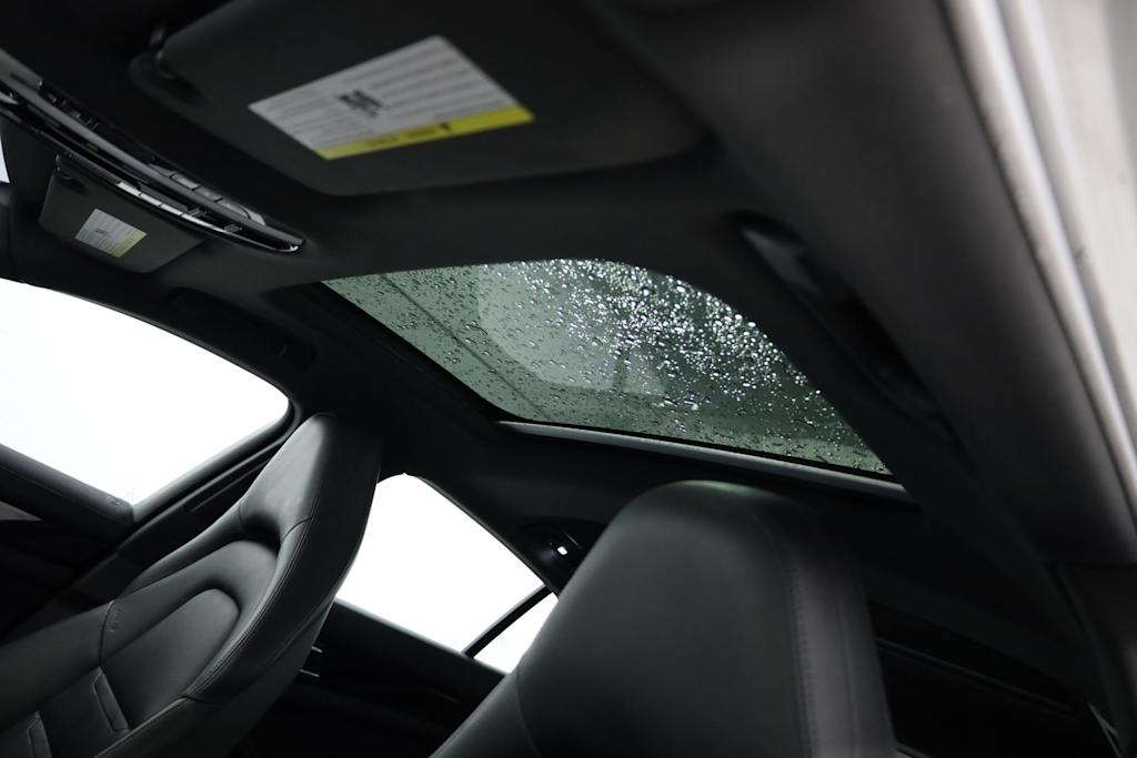 Thumbnail: 2018 Porsche Panamera - 29